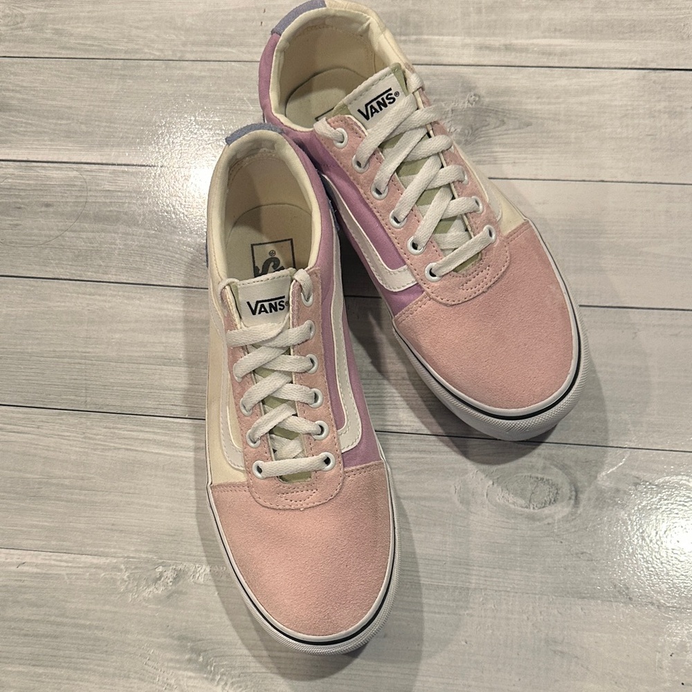 Vans Sz 9.5 Women's Ward Vulcanized Rubber Platform Sneakers - Picture 2 of 12